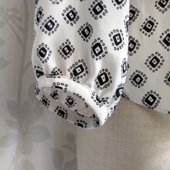 LOFT black white print mixed media boho blouse top XXS - Picture 3 of 15